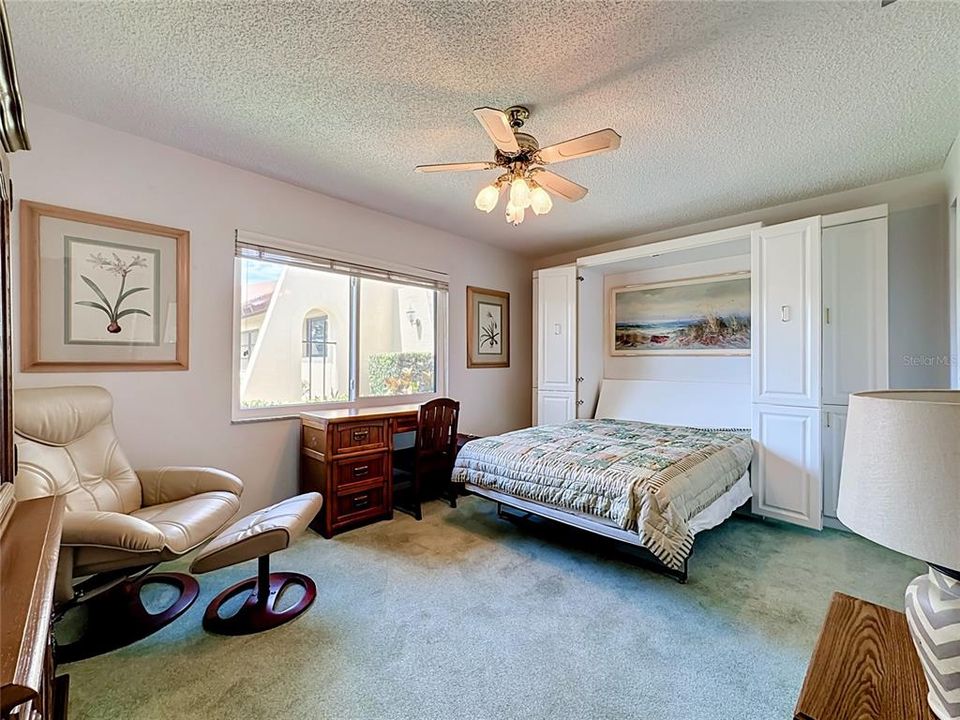 For Sale: $249,900 (2 beds, 2 baths, 1426 Square Feet)