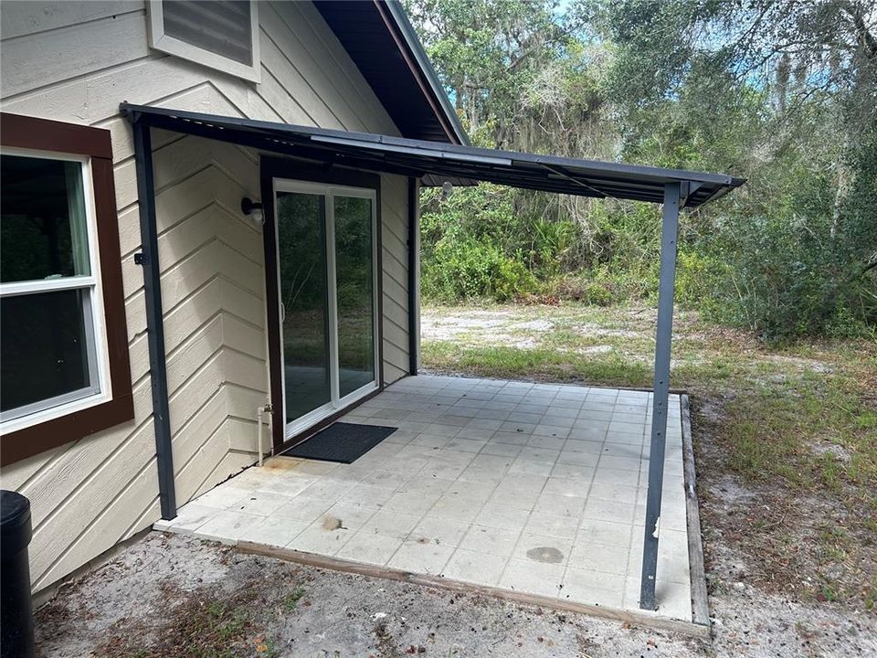 For Rent: $1,850 (2 beds, 1 baths, 1008 Square Feet)