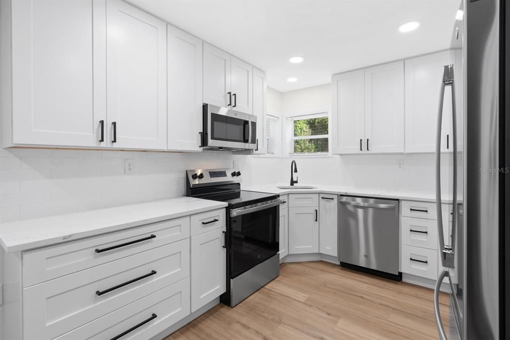 En Venta: $349,900 (3 camas, 2 baños, 1137 Pies cuadrados)