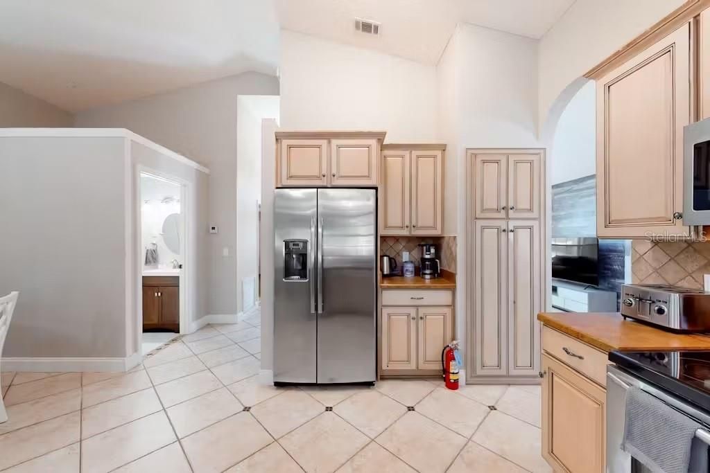 В аренду: $2,950 (3 спален, 2 ванн, 1612 Квадратных фут)