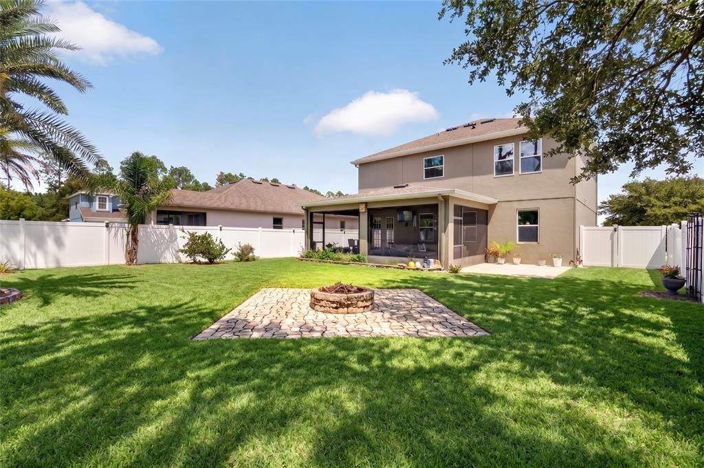 En Venta: $440,000 (5 camas, 3 baños, 2601 Pies cuadrados)