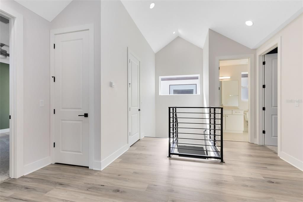 For Sale: $1,045,000 (4 beds, 4 baths, 3372 Square Feet)