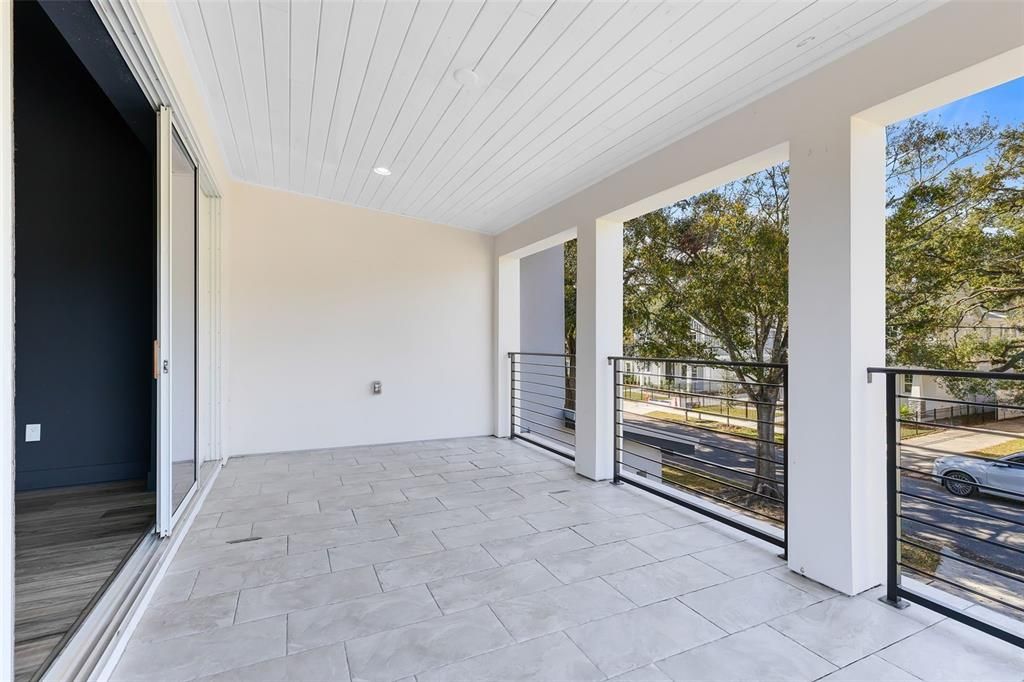 For Sale: $1,045,000 (4 beds, 4 baths, 3372 Square Feet)
