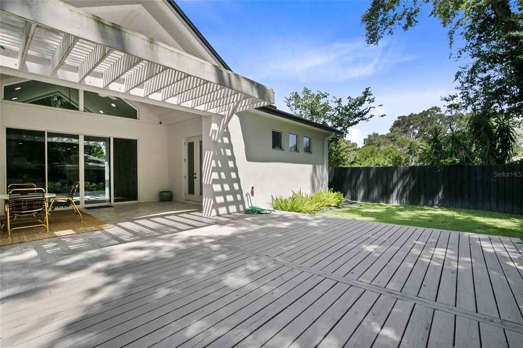 For Sale: $1,045,000 (4 beds, 4 baths, 3372 Square Feet)
