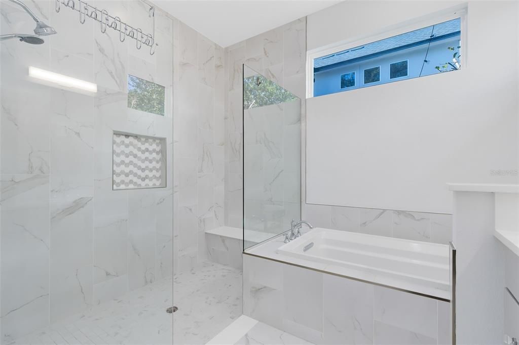 For Sale: $1,045,000 (4 beds, 4 baths, 3372 Square Feet)