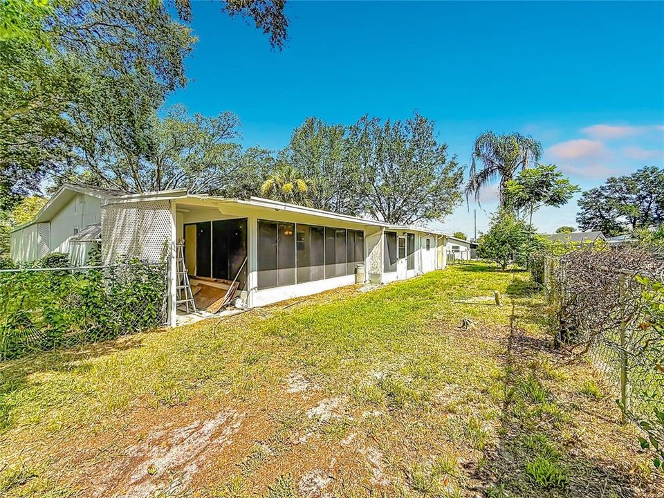 For Sale: $190,000 (3 beds, 2 baths, 1456 Square Feet)