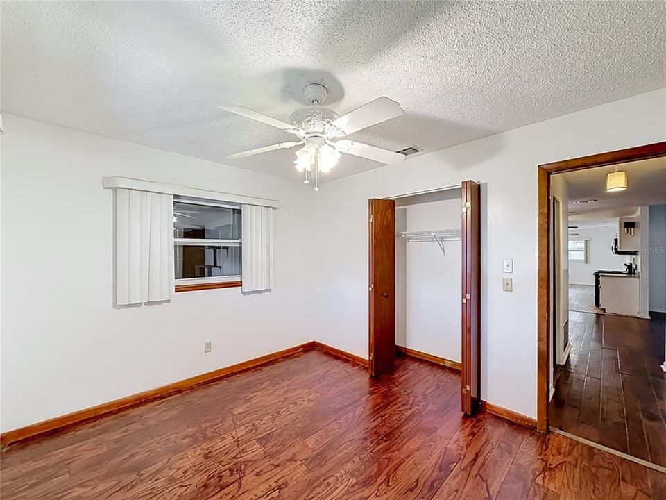 For Sale: $190,000 (3 beds, 2 baths, 1456 Square Feet)