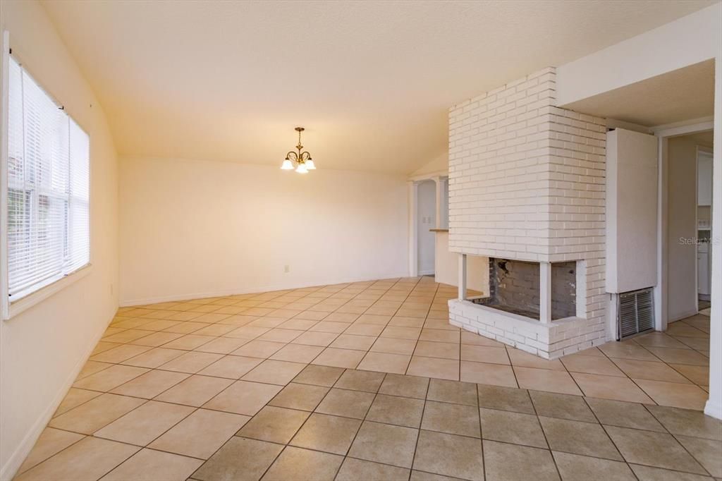 For Sale: $700,000 (4 beds, 3 baths, 2016 Square Feet)