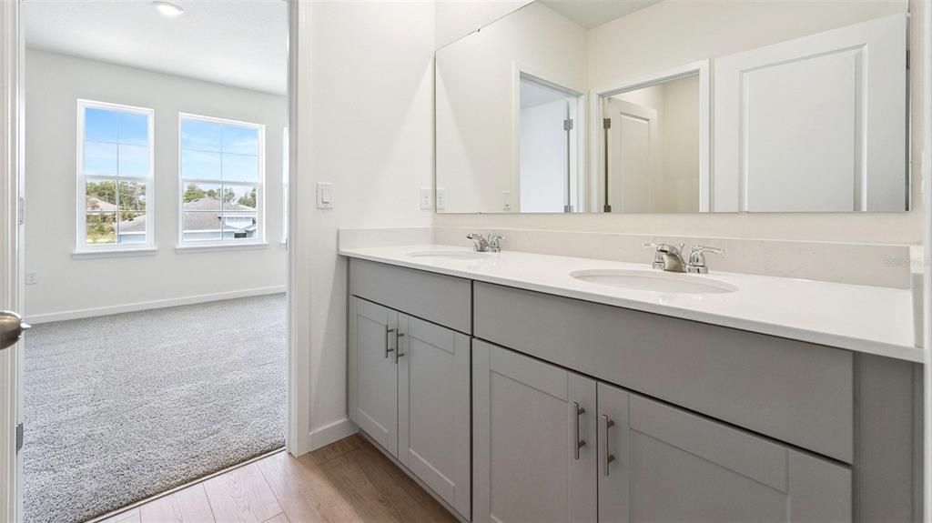En Venta: $442,990 (4 camas, 3 baños, 2988 Pies cuadrados)