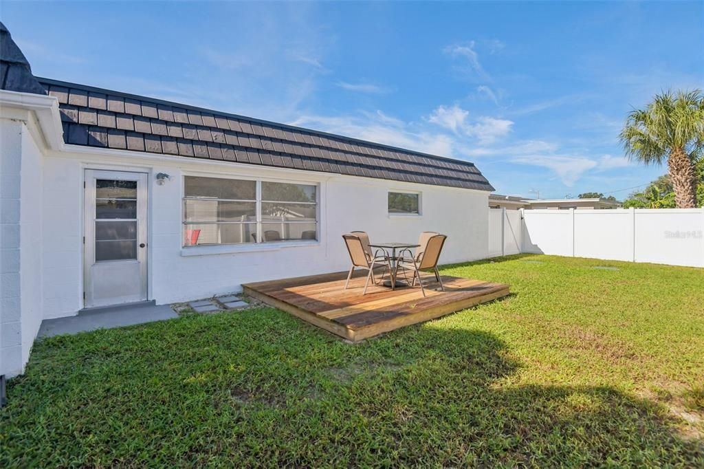 For Sale: $279,900 (3 beds, 2 baths, 1288 Square Feet)