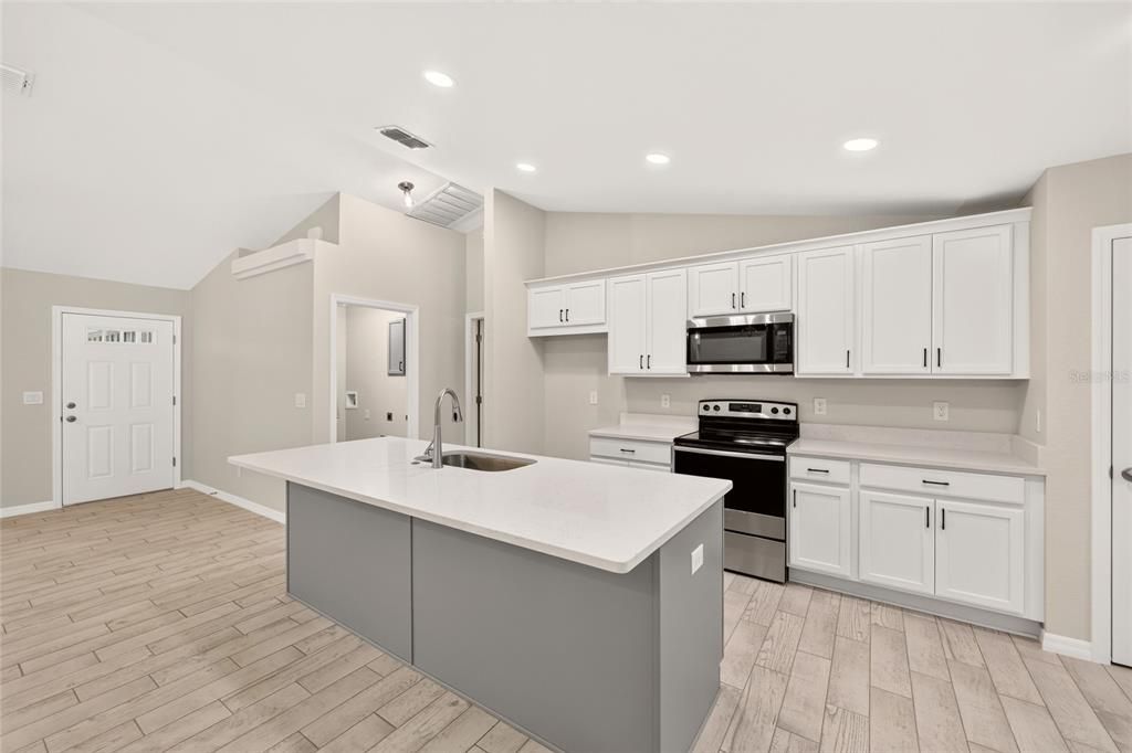 For Sale: $279,000 (3 beds, 2 baths, 1440 Square Feet)