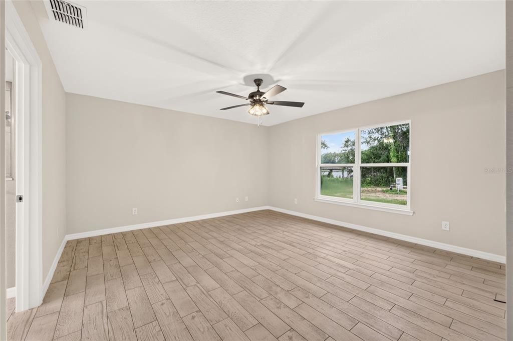 For Sale: $279,000 (3 beds, 2 baths, 1440 Square Feet)