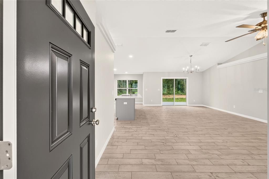 For Sale: $279,000 (3 beds, 2 baths, 1440 Square Feet)