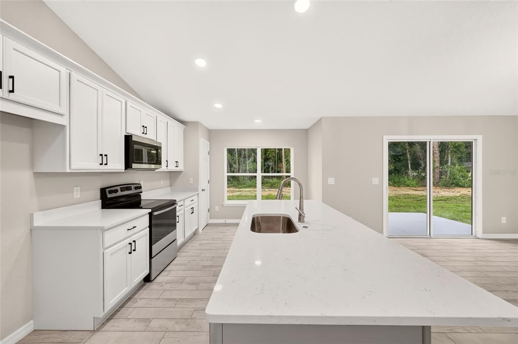 For Sale: $279,000 (3 beds, 2 baths, 1440 Square Feet)