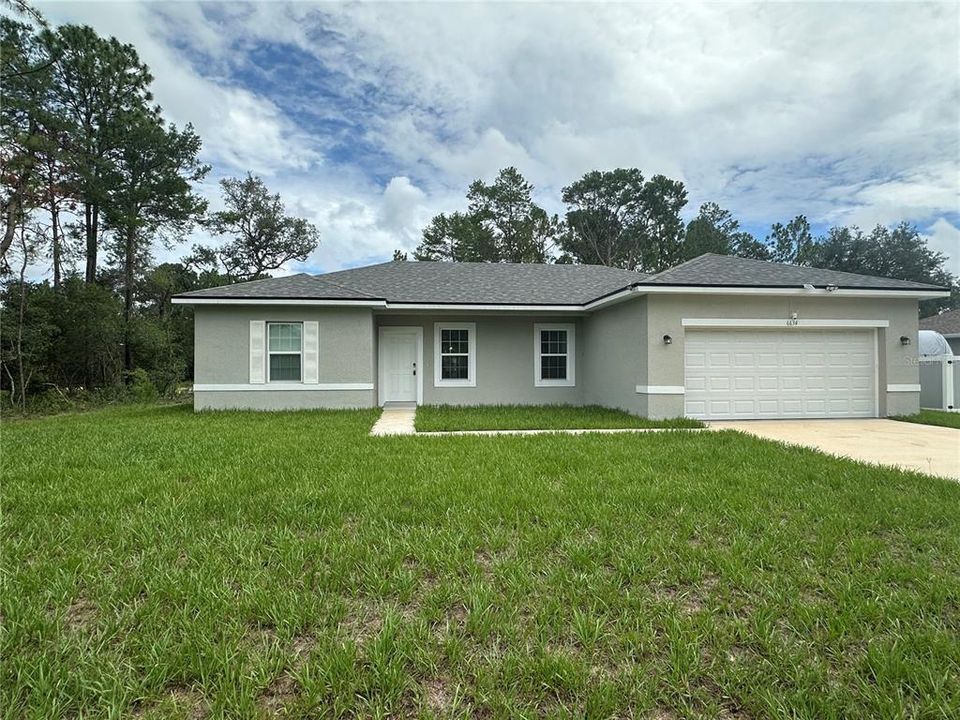 For Rent: $2,000 (3 beds, 2 baths, 1512 Square Feet)