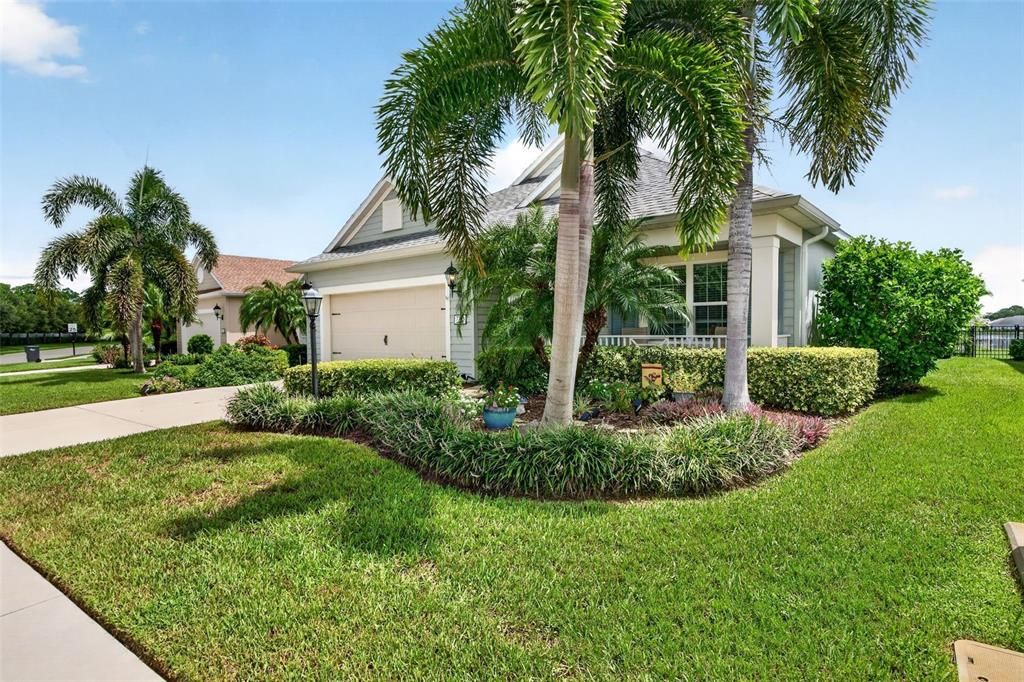 For Sale: $559,900 (3 beds, 2 baths, 1790 Square Feet)