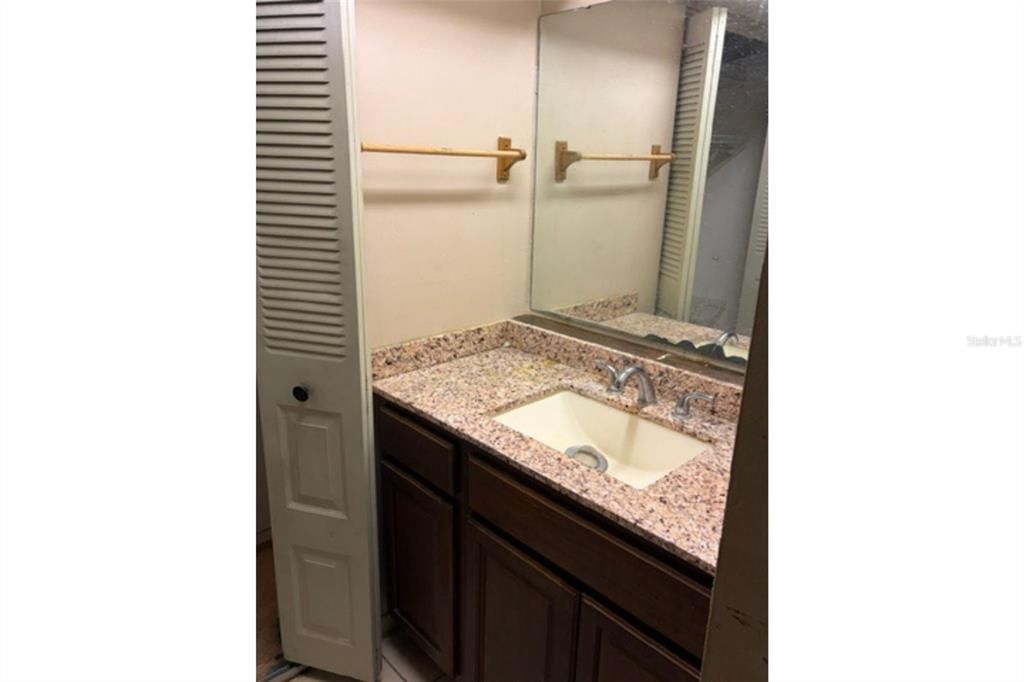 Activo con contrato: $279,999 (3 camas, 2 baños, 1492 Pies cuadrados)