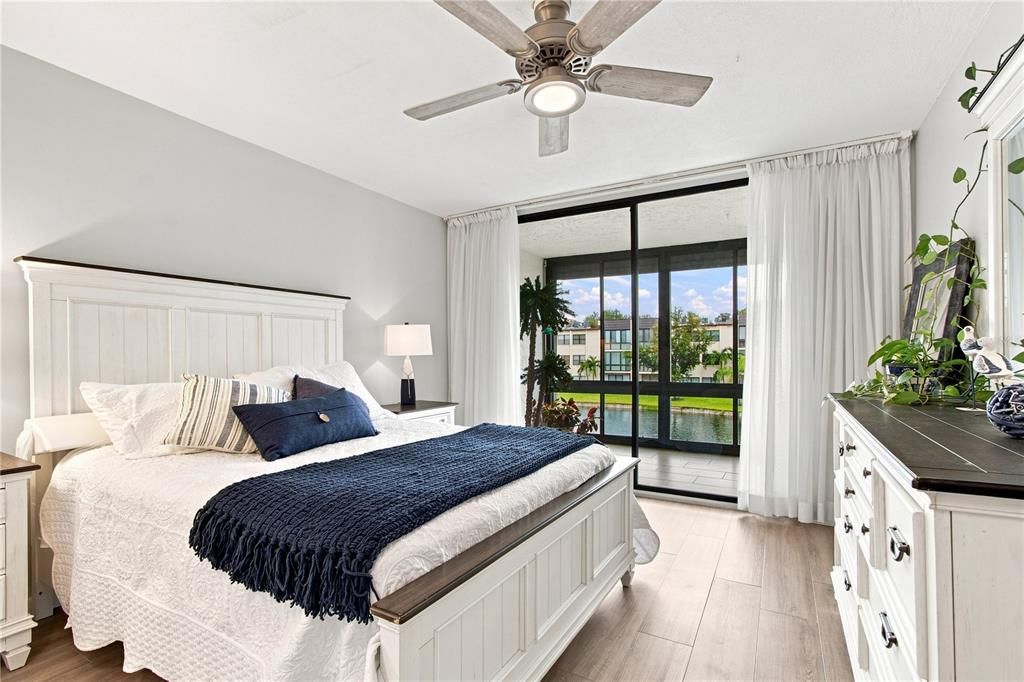 For Sale: $257,500 (2 beds, 2 baths, 1080 Square Feet)