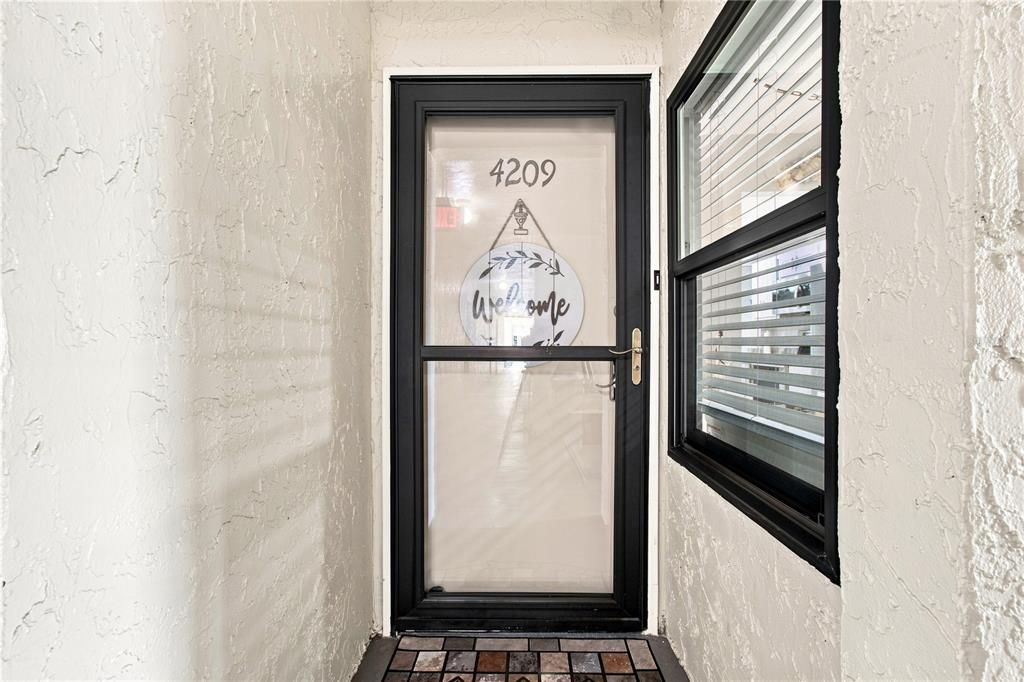 For Sale: $257,500 (2 beds, 2 baths, 1080 Square Feet)