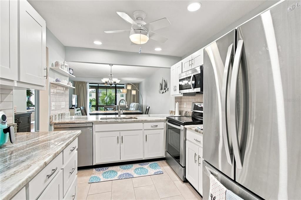 For Sale: $257,500 (2 beds, 2 baths, 1080 Square Feet)