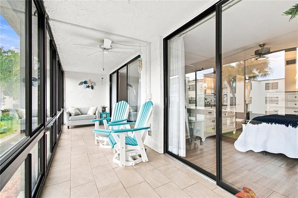 For Sale: $257,500 (2 beds, 2 baths, 1080 Square Feet)