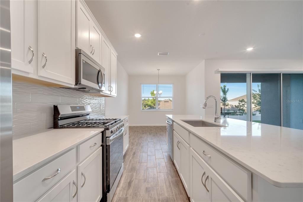 For Rent: $2,500 (3 beds, 2 baths, 1538 Square Feet)