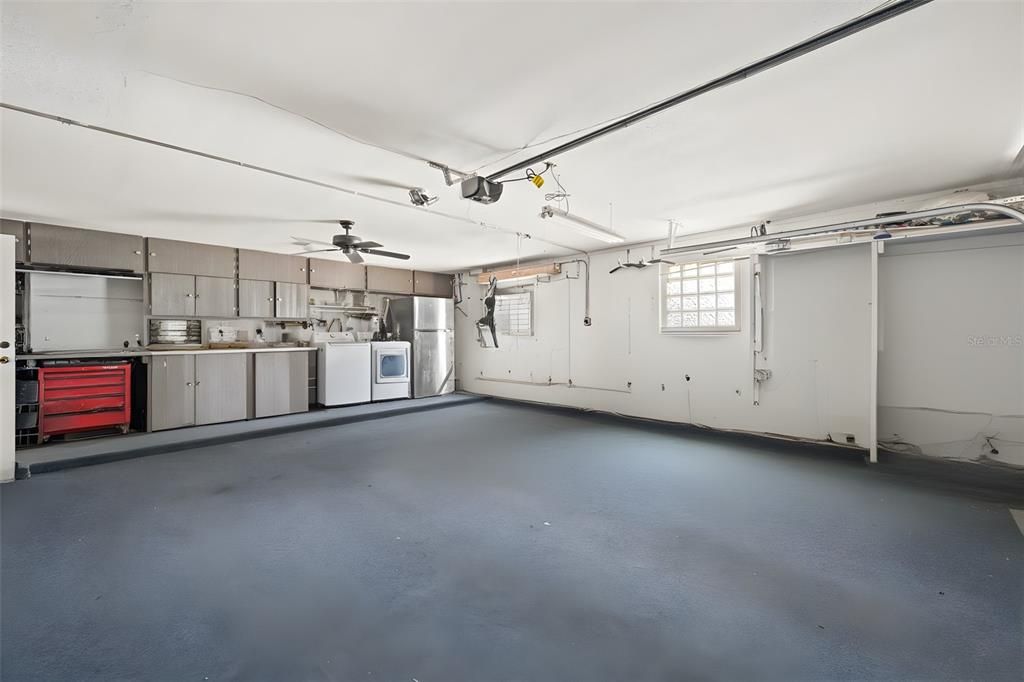 На продажу: $329,000 (3 спален, 2 ванн, 1866 Квадратных фут)
