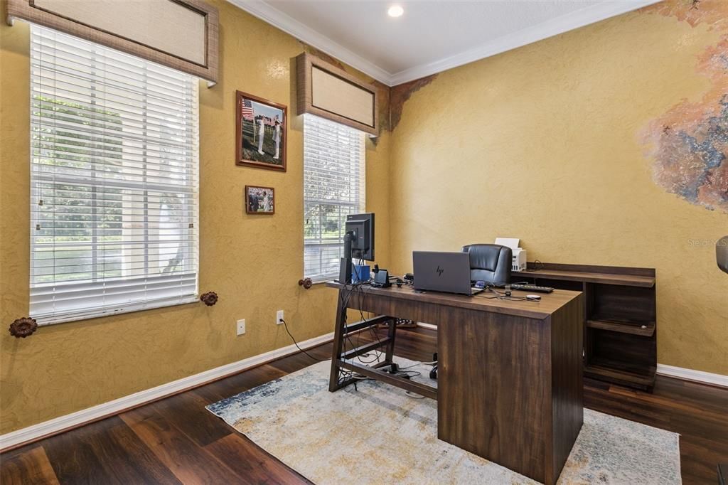 For Sale: $629,999 (4 beds, 2 baths, 2714 Square Feet)