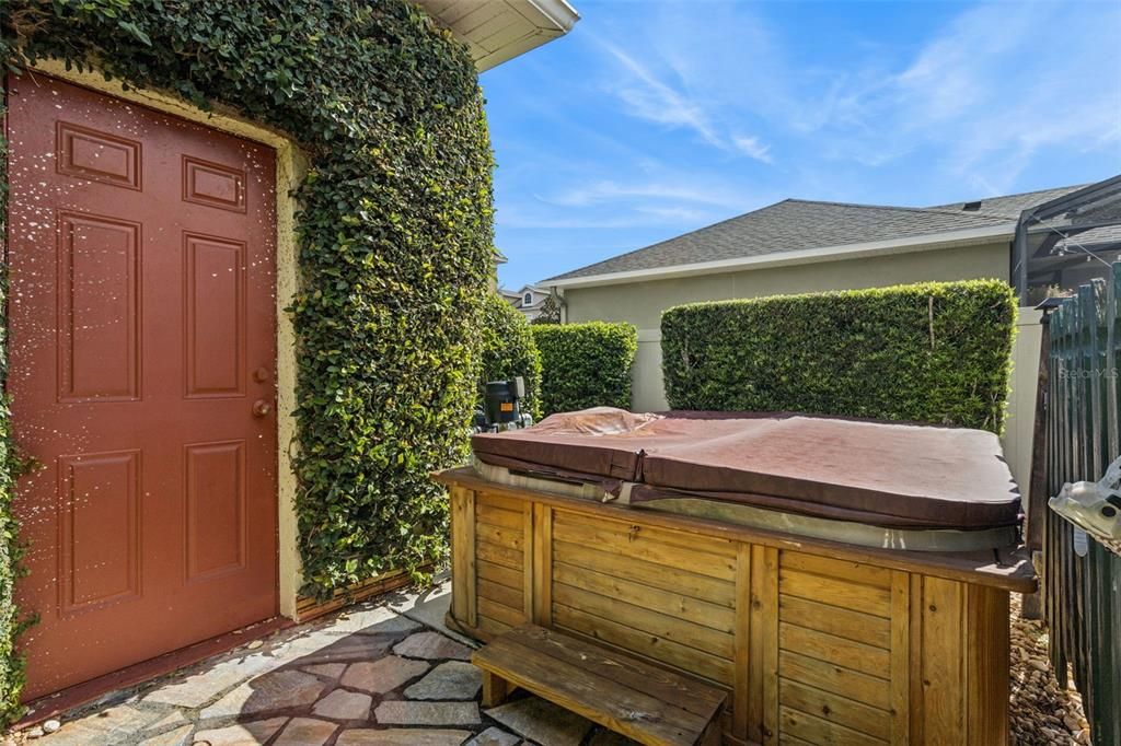 For Sale: $629,999 (4 beds, 2 baths, 2714 Square Feet)