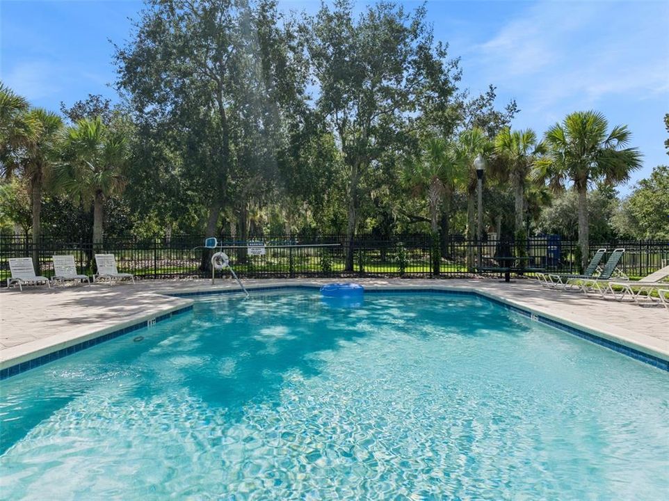 For Sale: $629,999 (4 beds, 2 baths, 2714 Square Feet)