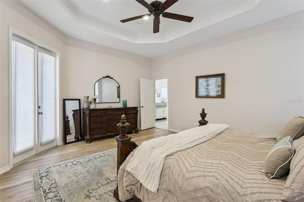 For Sale: $629,999 (4 beds, 2 baths, 2714 Square Feet)