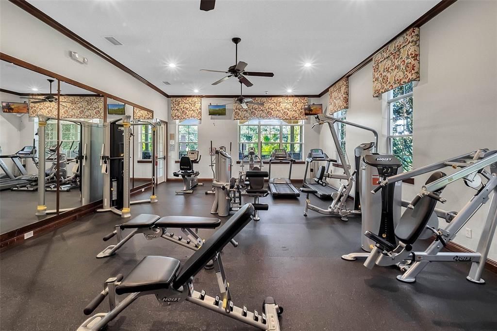 For Sale: $289,900 (3 beds, 2 baths, 1715 Square Feet)