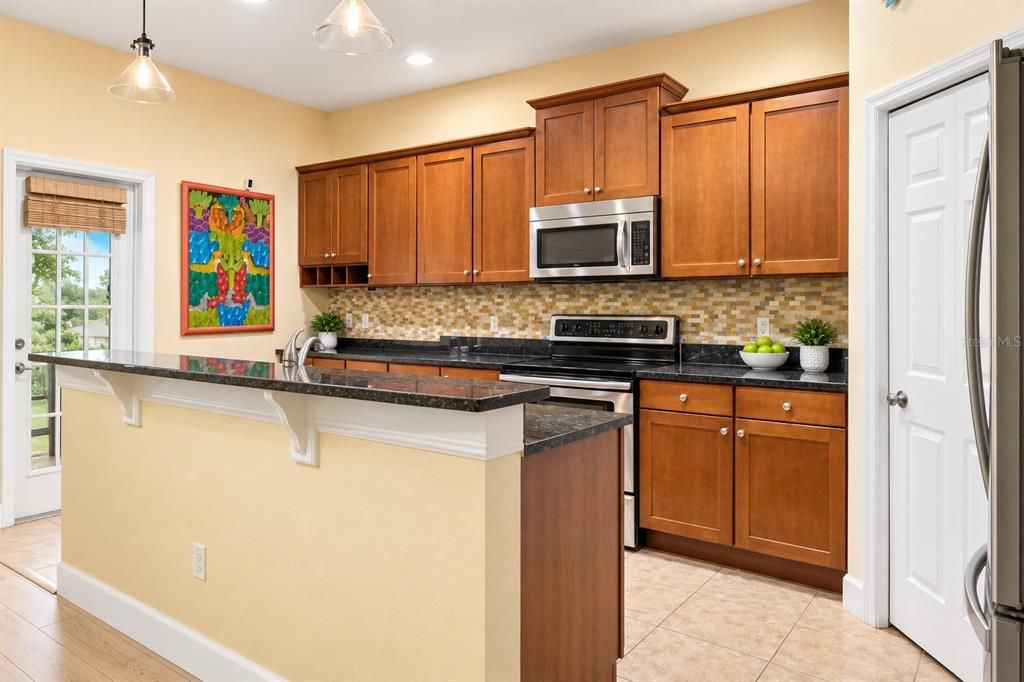 For Sale: $289,900 (3 beds, 2 baths, 1715 Square Feet)