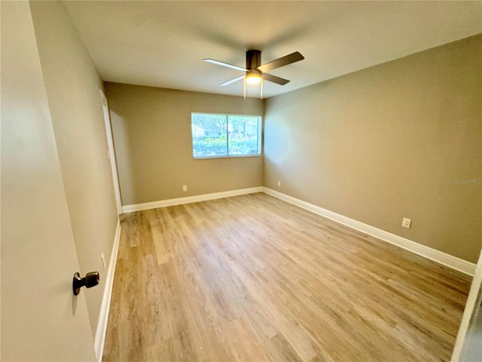 For Rent: $1,650 (2 beds, 1 baths, 1085 Square Feet)