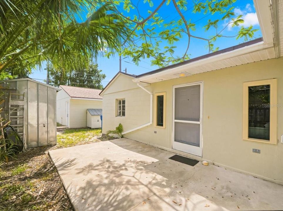 For Sale: $365,000 (3 beds, 1 baths, 1338 Square Feet)