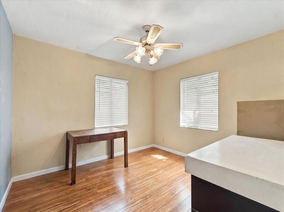 For Sale: $365,000 (3 beds, 1 baths, 1338 Square Feet)