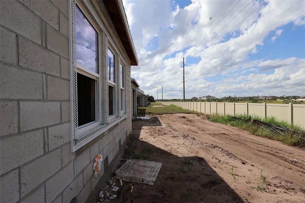 En Venta: $664,990 (5 camas, 4 baños, 3091 Pies cuadrados)