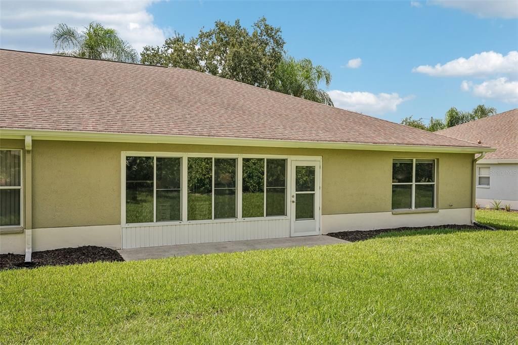 Activo con contrato: $229,900 (2 camas, 2 baños, 1405 Pies cuadrados)