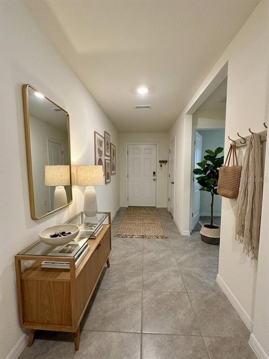 For Rent: $2,400 (4 beds, 2 baths, 1827 Square Feet)