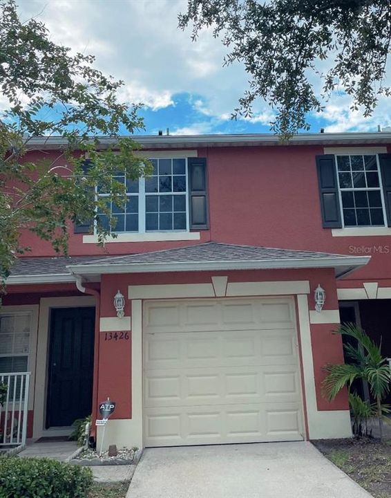 For Rent: $1,850 (2 beds, 2 baths, 1303 Square Feet)