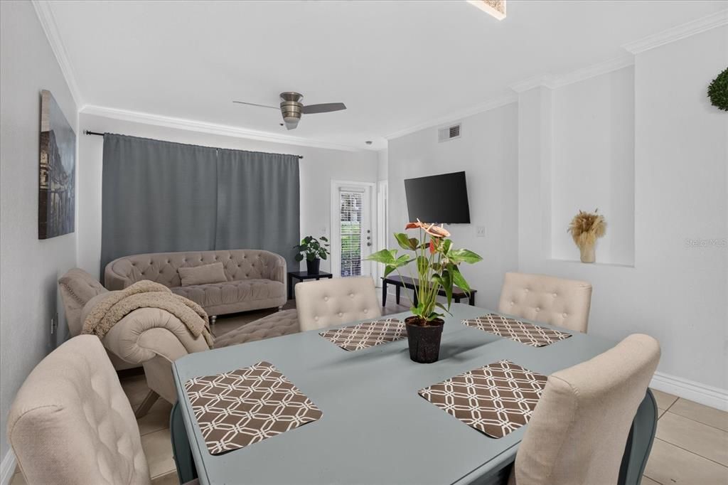 En Venta: $204,000 (2 camas, 2 baños, 1014 Pies cuadrados)