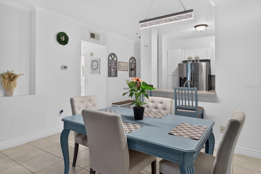En Venta: $204,000 (2 camas, 2 baños, 1014 Pies cuadrados)