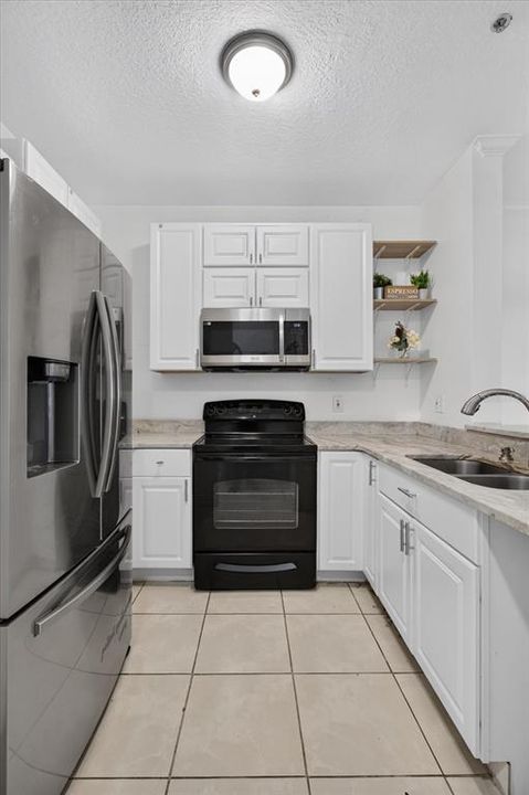 En Venta: $204,000 (2 camas, 2 baños, 1014 Pies cuadrados)