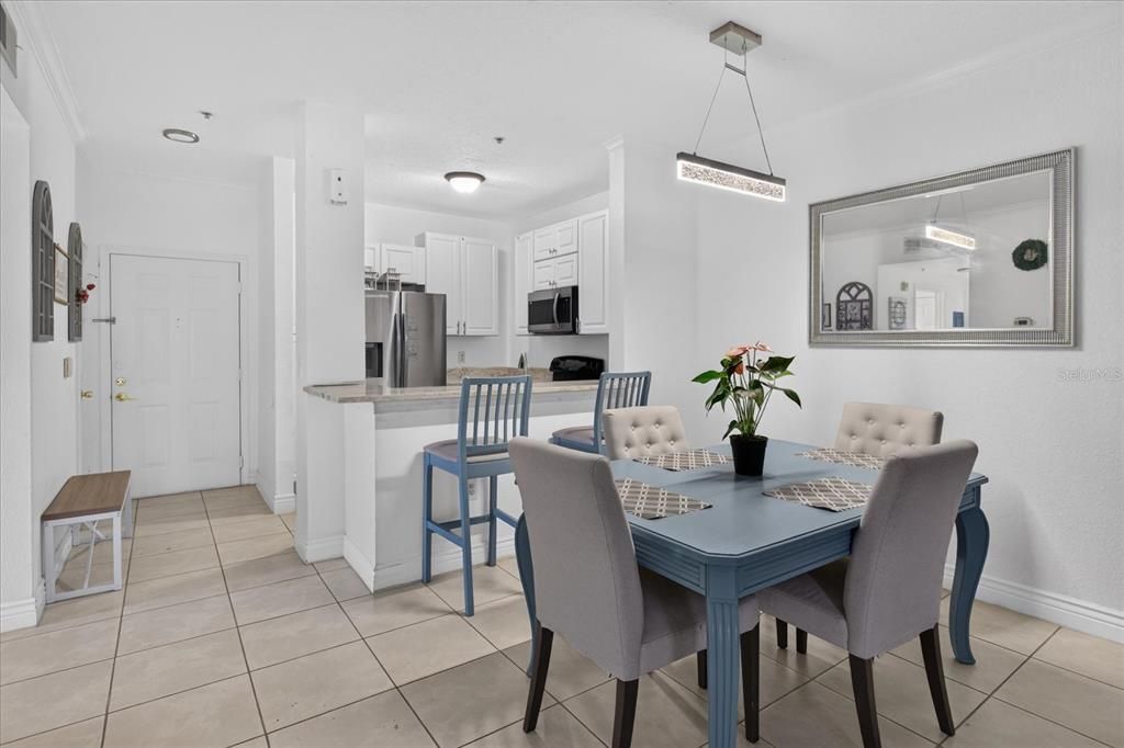En Venta: $204,000 (2 camas, 2 baños, 1014 Pies cuadrados)