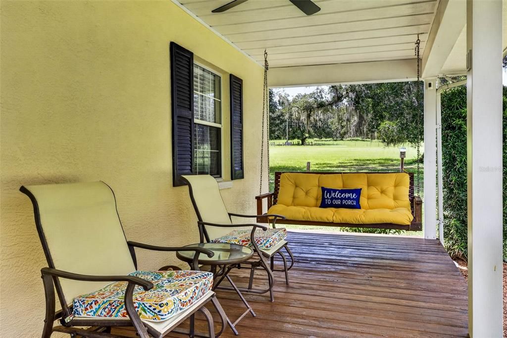 For Sale: $625,000 (3 beds, 3 baths, 1856 Square Feet)