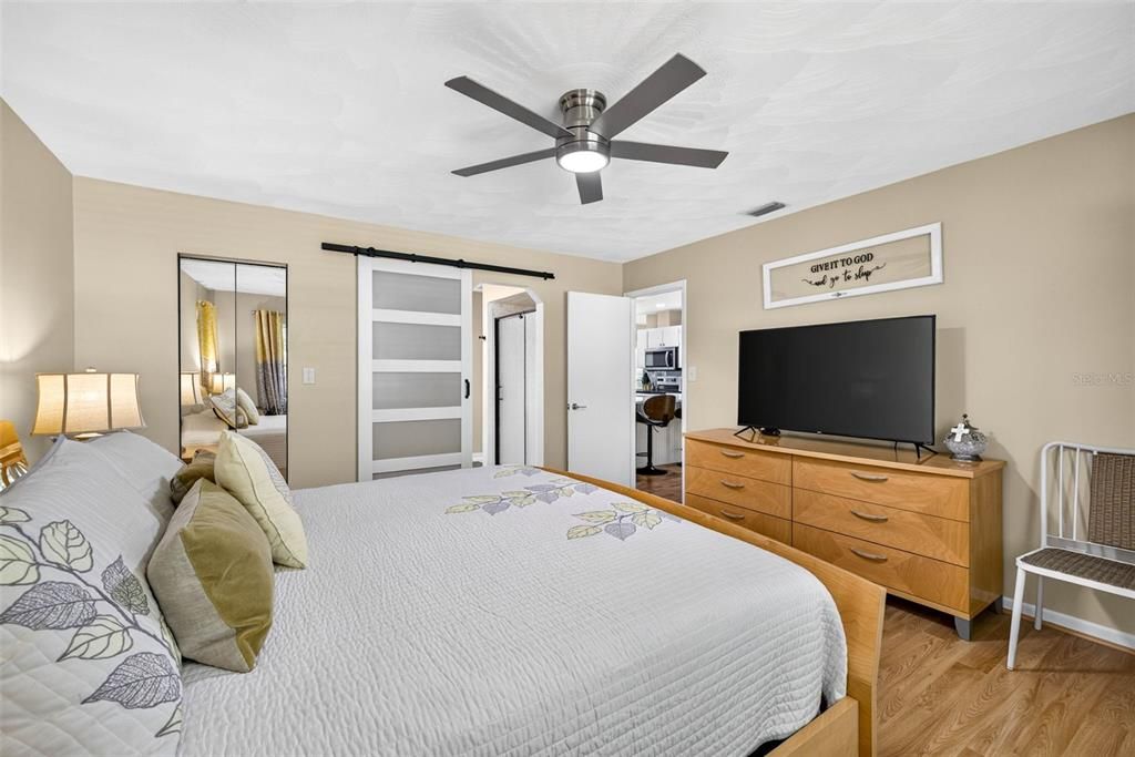 For Sale: $625,000 (3 beds, 3 baths, 1856 Square Feet)
