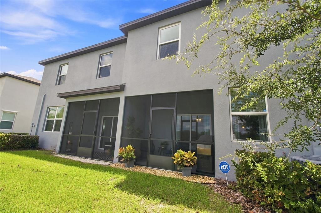 For Sale: $475,000 (3 beds, 2 baths, 2363 Square Feet)