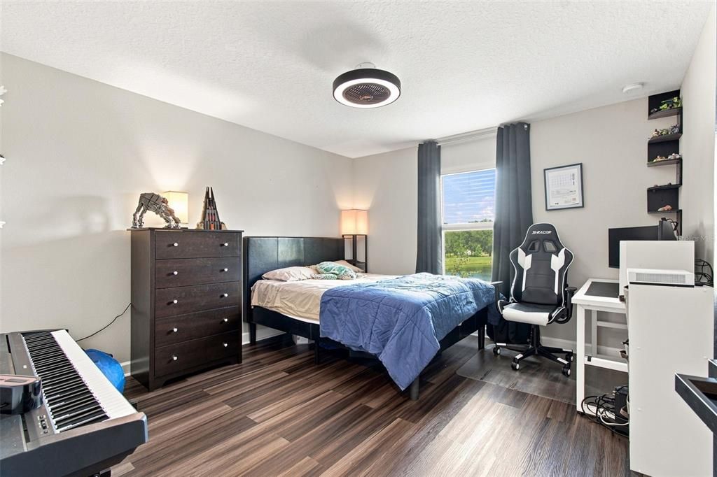 For Sale: $475,000 (3 beds, 2 baths, 2363 Square Feet)