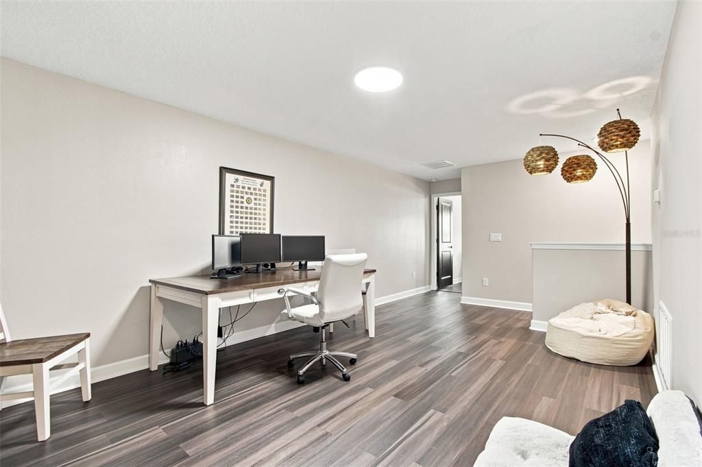 For Sale: $475,000 (3 beds, 2 baths, 2363 Square Feet)