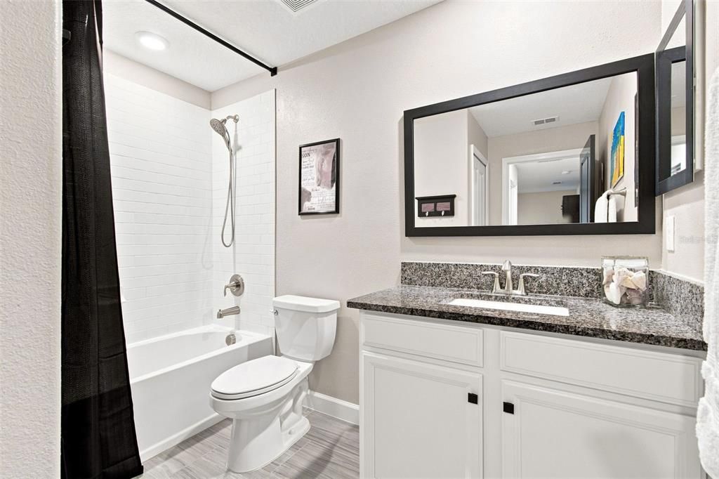 For Sale: $475,000 (3 beds, 2 baths, 2363 Square Feet)